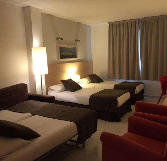 Habitación Familiar